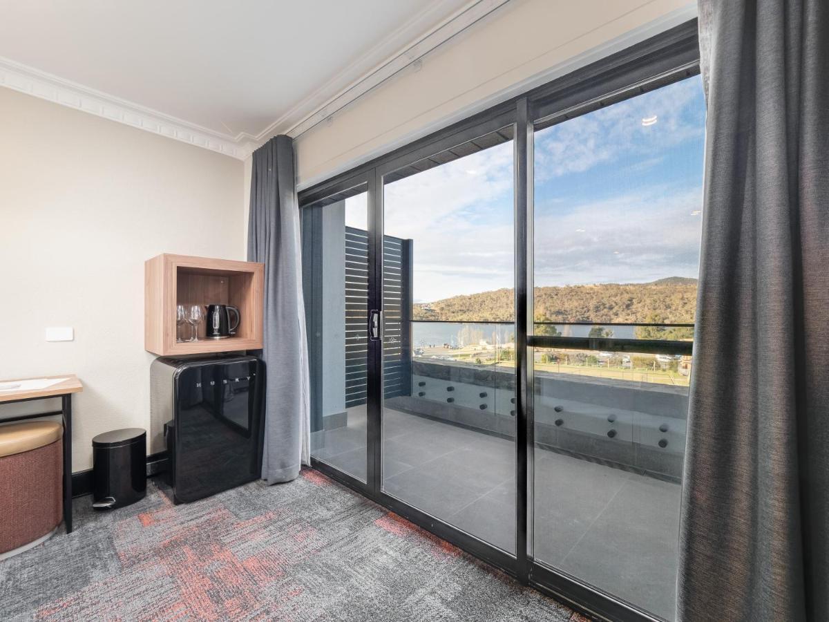 Banjo Paterson Inn Jindabyne Bagian luar foto