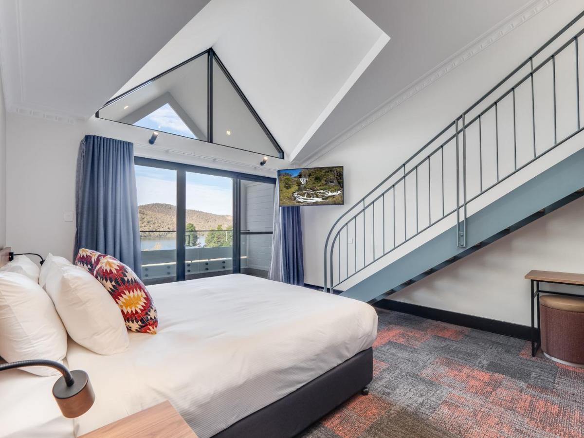 Banjo Paterson Inn Jindabyne Bagian luar foto