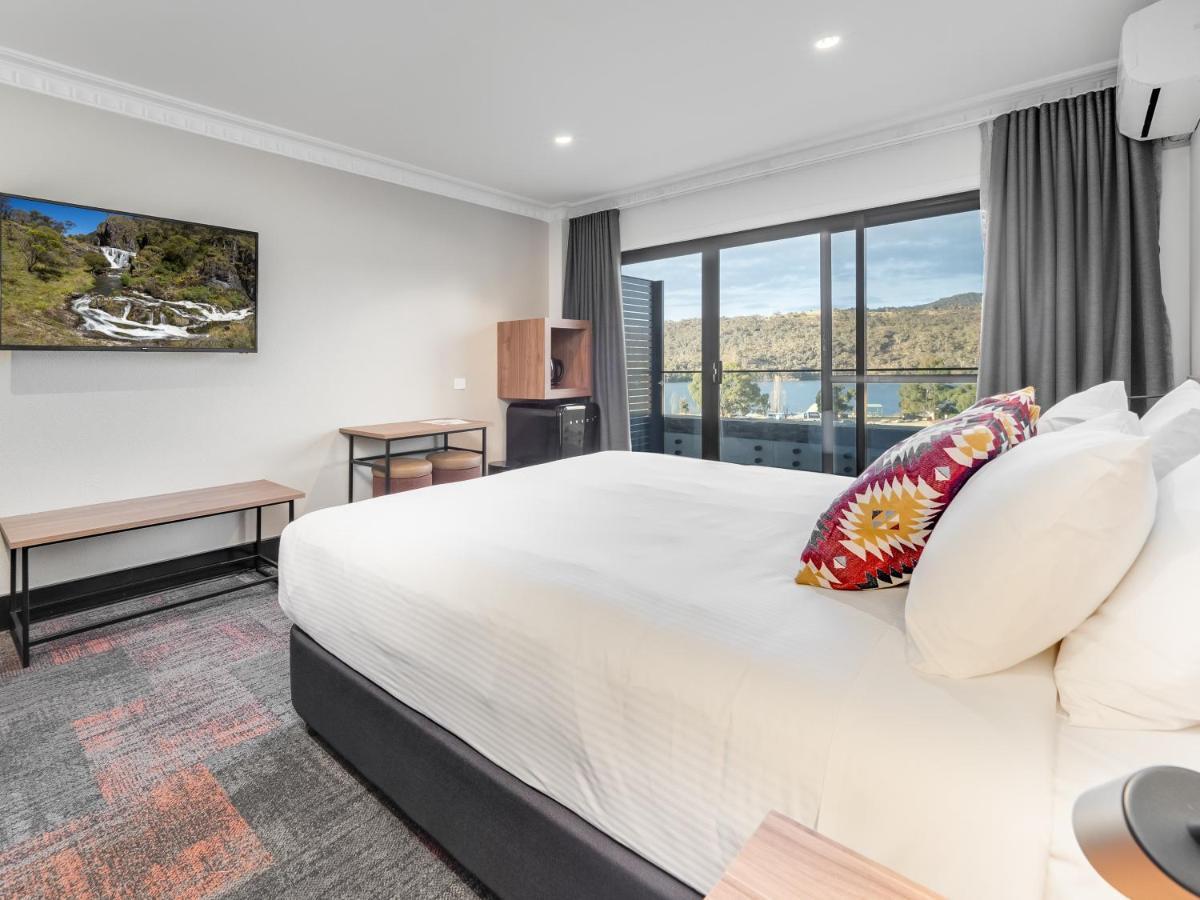 Banjo Paterson Inn Jindabyne Bagian luar foto