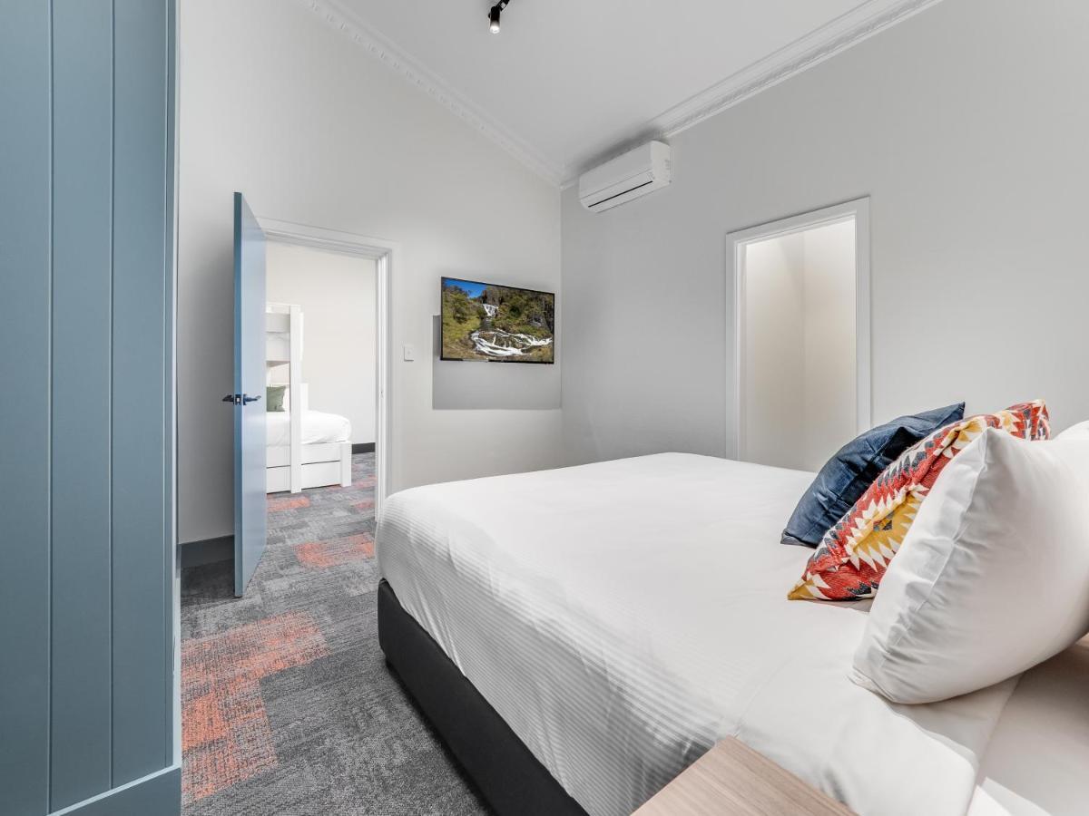 Banjo Paterson Inn Jindabyne Bagian luar foto