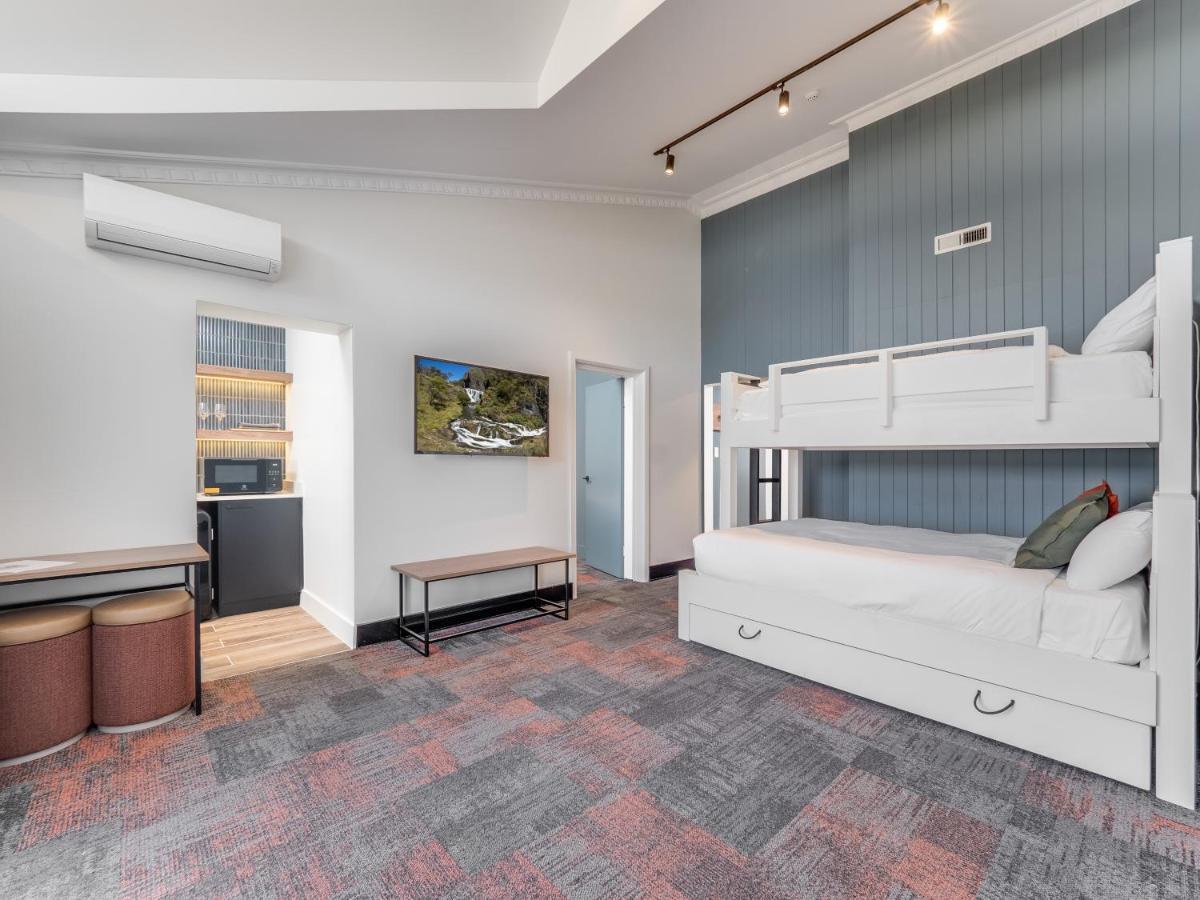 Banjo Paterson Inn Jindabyne Bagian luar foto